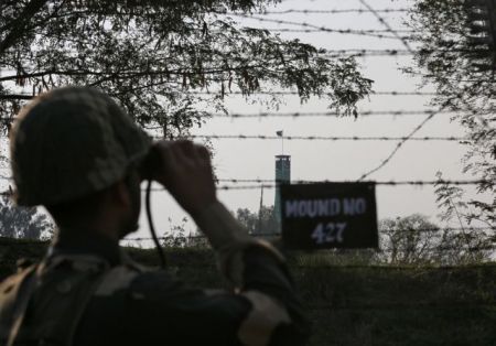 Δύο ινδικά μαχητικά κατέρριψε το Πακιστάν