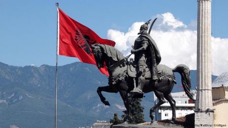 «Μια Μεγάλη Αλβανία δεν θα είχε θέση στον 21ο αιώνα»