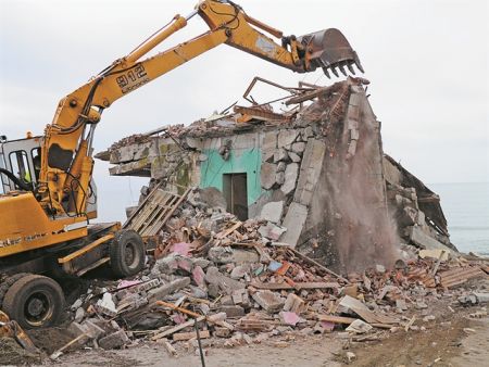 Αυθαίρετα: Εκπνέουν οι εκπτώσεις και έρχονται κατεδαφίσεις