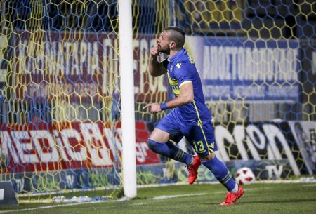 Αραβίδης: «Μακάρι να παίξουμε με την ΑΕΚ»