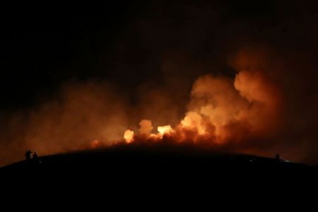 Πύρινη λαίλαπα στη Βρετανία: Σκηνές αποκάλυψης στο Σάντλγουερθ Μουρ