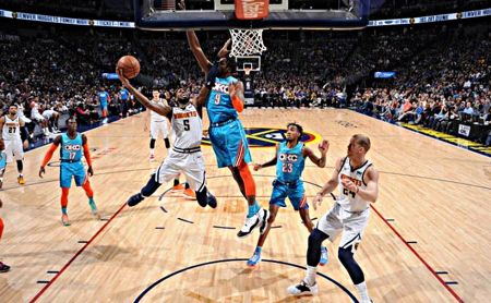 Το πάνω χέρι για τη δεύτερη θέση οι Νάγκετς, 121-112 τους Θάντερ