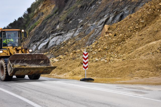Κρήτη: Κατέρρευσε ο Επιπρομαχώνας από την κακοκαιρία