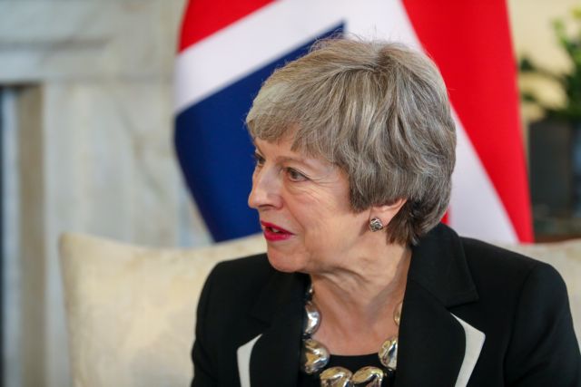 Μπαρνιέ: Ας πάρουν επιτέλους μια απόφαση οι βρετανοί