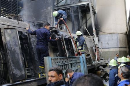 Κάιρο: Στους 22 οι νεκροί στον κεντρικό σιδηροδρομικό σταθμό
