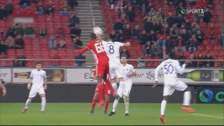 Νέο χέρι από τον Πλιάτσικα, έκλεισε και πάλι τα μάτια ο Κομίνης