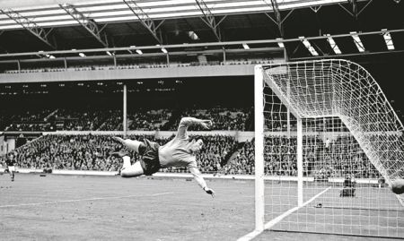 Ο τερματοφύλακας που «θα μπορούσε να πετάξει»