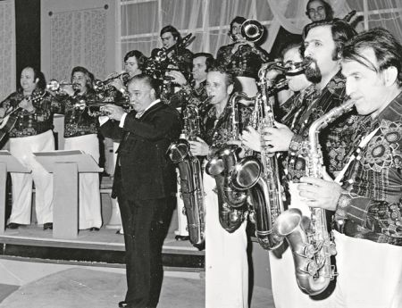 Γιώργος Μουζάκης: Bασιλιάς απ’ το Μεταξουργείο