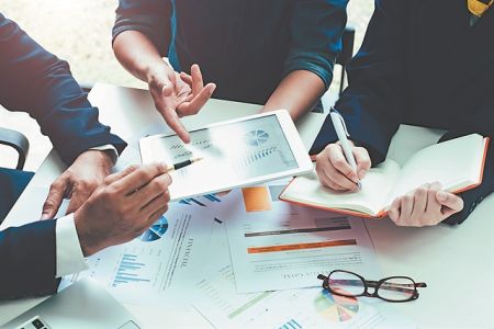 Συνέταιρος με €700 εκατ. το ΤΑΝΕΟ για επενδύσεις ΜμΕ