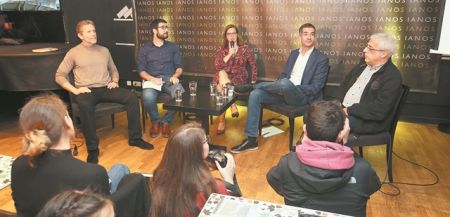 Οι υποψήφιοι της Αθήνας φτιάχνουν την ατζέντα τους