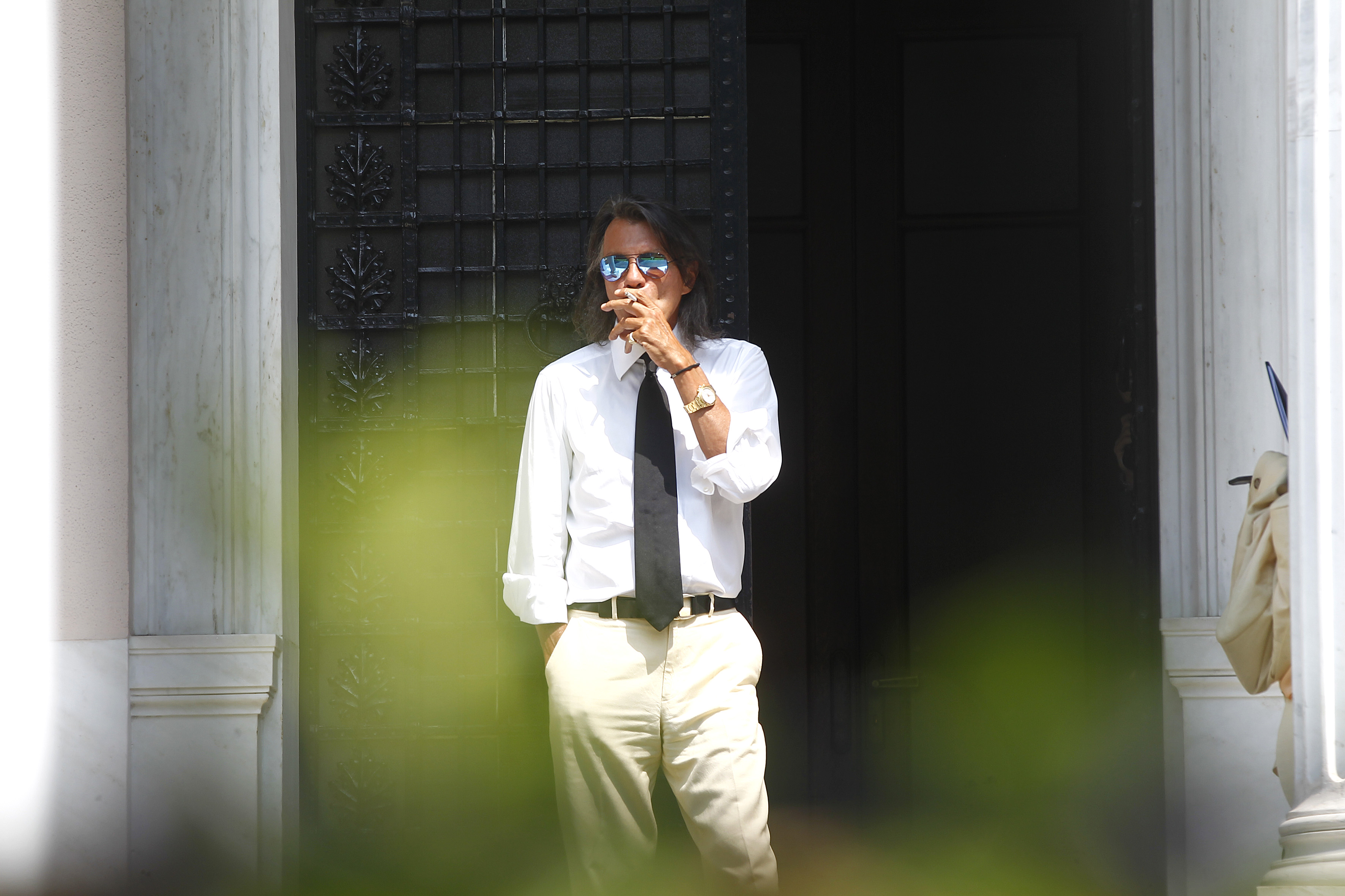 Οργή κατά Ψινάκη : Πώς κοιμάται ήσυχος με 100 νεκρούς στο Μάτι