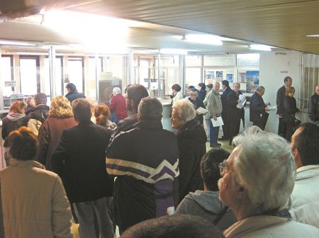 Ανοίγουν «παράθυρο» για επιστροφές δώρων