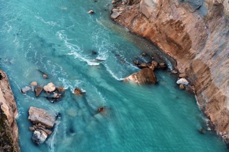 Ανδρας βρέθηκε νεκρός στη διώρυγα της Κορίνθου