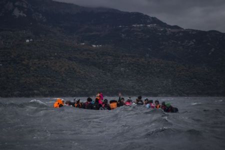 Ερευνα για εντοπισμό ακυβέρνητου σκάφους με μετανάστες