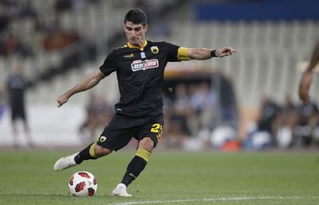 ΑΕΚ : Αγωνία για Μάνταλο, Μπακάκη, Σιμόες εν όψει Παναθηναϊκού