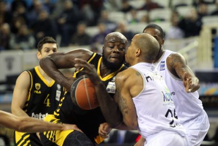 BCL : Η πρώτη πράξη του ελληνικού «εμφύλιου»