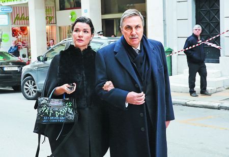 «Δωράκι» στο Ιδρυμα Ωνάση οι φόροι ακινήτων από το 2013