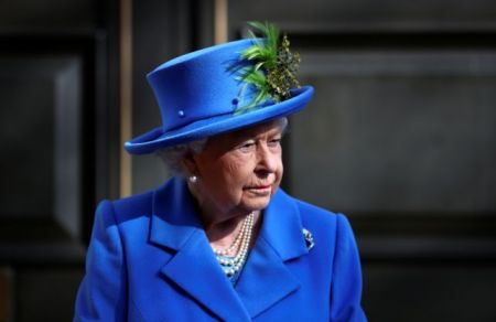 Βασίλισσα Ελισάβετ: Καλορίζικη  στο Instagram