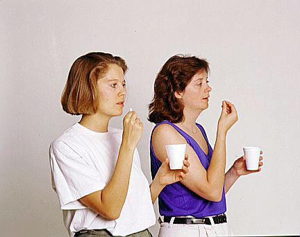 Μεγαλύτερος κίνδυνος Αλτσχάιμερ για γυναίκες που λαμβάνουν ορμόνες λόγω εμμηνόπαυσης