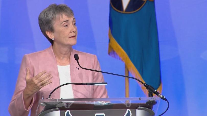 ΗΠΑ: Παραιτήθηκε η υφυπουργός Αμυνας, Χέδερ Γουίλσον