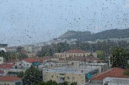 Έκτακτο δελτίο καιρού: Έρχονται καταιγίδες, χαλάζι, μποφόρ και κρύο