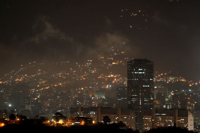 Βενεζουέλα: Ο Μαδούρο διαψεύδει θανάτους ασθενών λόγω διακοπής ρεύματος