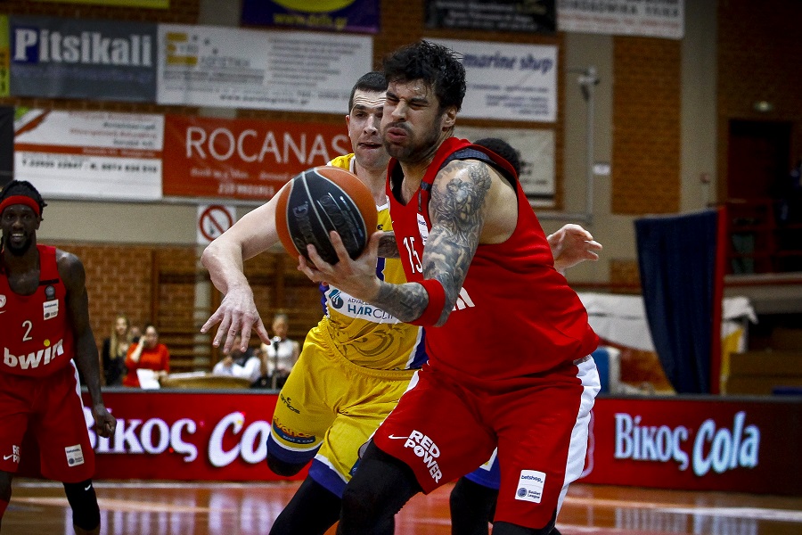 Δυσκολεύτηκε αλλά νίκησε στο Λαύριο ο Ολυμπιακός