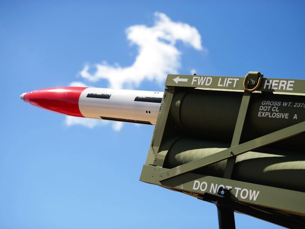 Πρωταθλήτριες οι ΗΠΑ στις πωλήσεις οπλικών συστημάτων