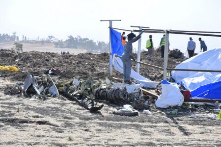 Αεροπορική τραγωδία: Δεν ανασύρθηκαν σοροί από τα συντρίμια του Boeing