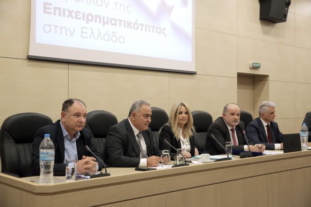 Γεννηματά : Επτά δεσμεύσεις για την στήριξη της μικρομεσαίας επιχείρησης