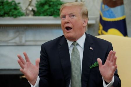 Τραμπ : Απειλεί την ΕΕ με σοβαρές οικονομικές συνέπειες