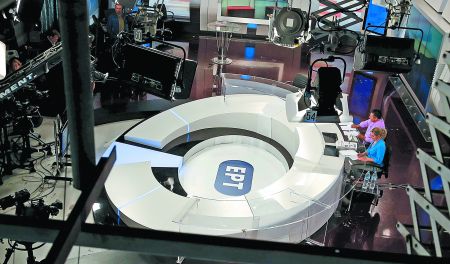 Σε αέναη χειμερία νάρκη η ΕΡΤ