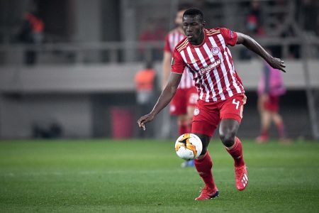 Ολυμπιακός : Κλήθηκε ξανά στην Εθνική Γουινέας ο Καμαρά