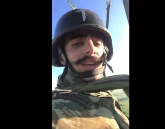 Αποβλήθηκε από τη Σχολή Αλεξιπτωτιστών ο καταδρομέας που τραγούδησε το «Μακεδονία Ξακουστή»
