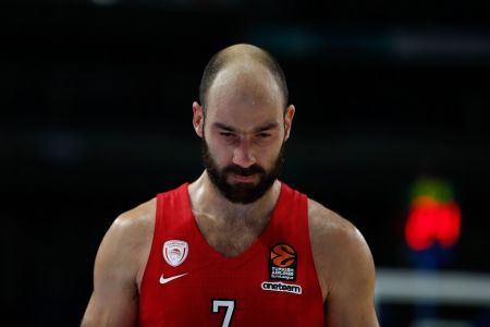 Δεν συνεχίζει ο Σπανούλης, νοκ άουτ με διάστρεμμα