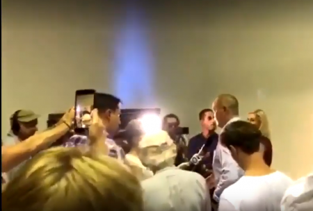 Αυστραλία: Αυγά σε γερουσιαστή που κατηγόρησε τους μουσουλμάνους για το αιματοκύλισμα στη Νέα Ζηλανδία