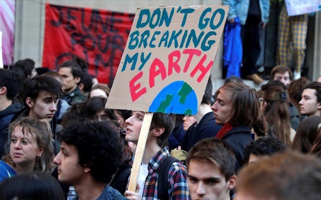 Στους δρόμους οι μαθητές ανά τον κόσμο – Διαδηλώνουν για το κλίμα