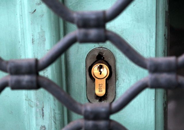 Πάτρα: Κλειστά τα καταστήματα εστίασης και αναψυχής λόγω ΦΠΑ