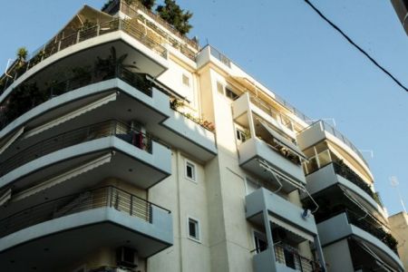 Νέος Κόσμος: «Θέλω το μπαμπά μου» φώναζε η άτυχη μικρή