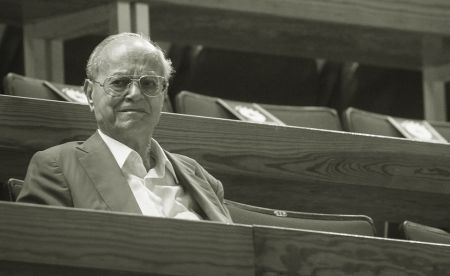 Απεβίωσε ο Θανάσης Γιαννακόπουλος