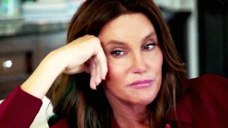 Η Κέιτλιν Τζένερ φωτογραφίζεται στο Καλλιμάρμαρο