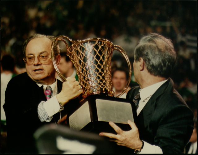 Θανάσης Γιαννακόπουλος : Τον αποχαιρετά σύσσωμος ο αθλητικός κόσμος