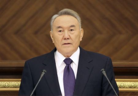 Παραιτήθηκε ο πρόεδρος του Καζακστάν έπειτα από 30 χρόνια θητείας