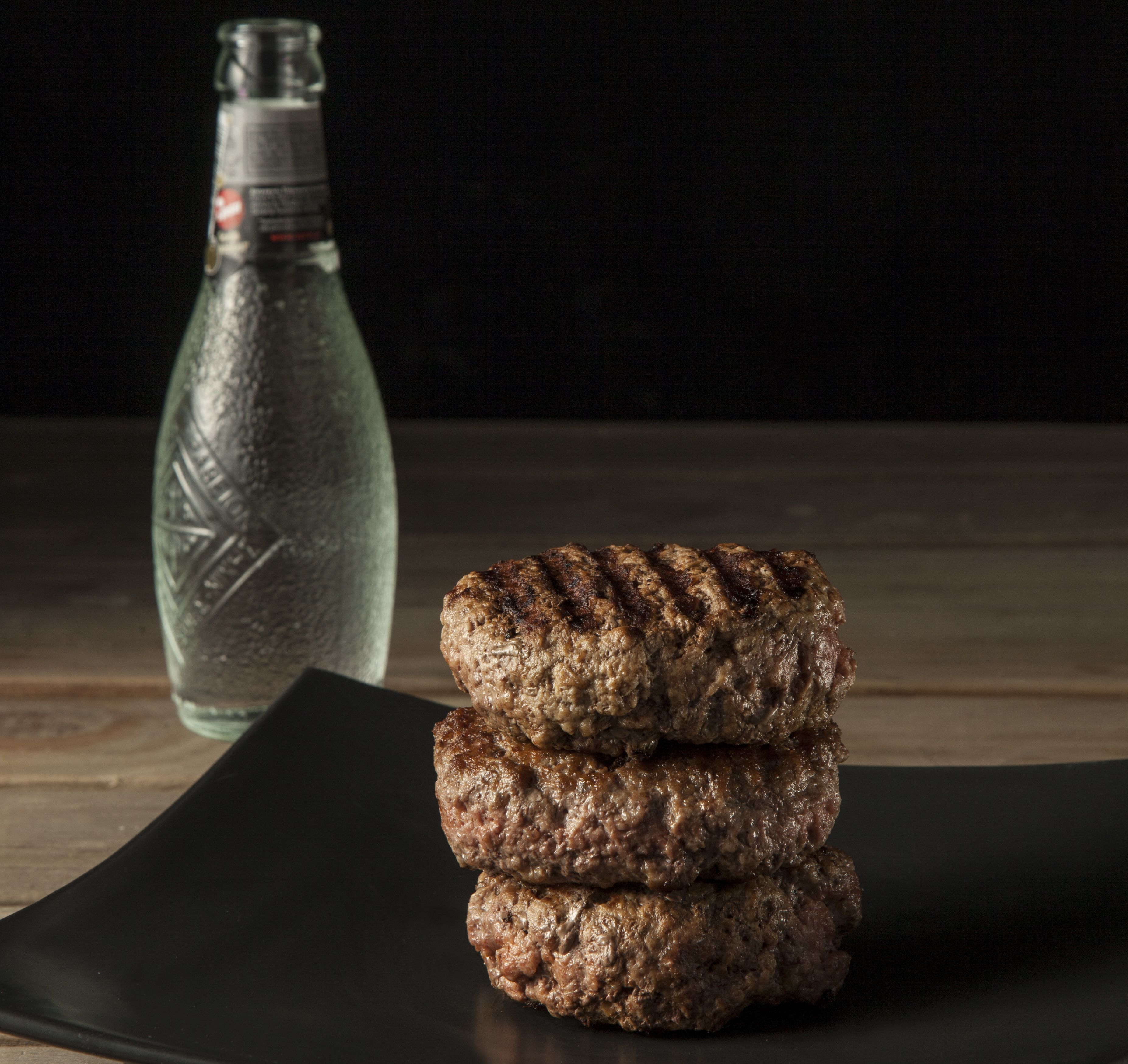 Αφράτα μπιφτέκια με σόδα