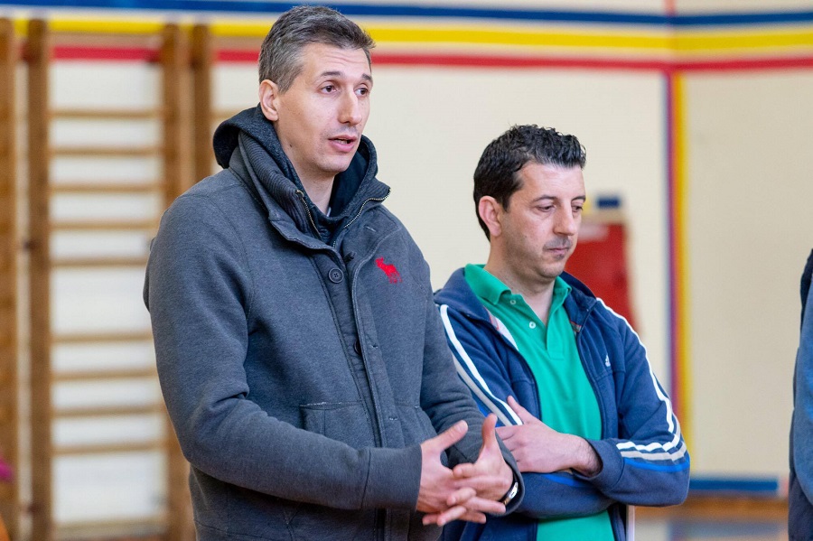 Διαμαντίδης : «Δώστε βάση στο σχολείο, συγχωρείτε τον συμπαίκτη»