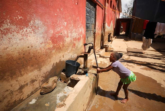 Εκατομμύρια παιδιά δεν έχουν πρόσβαση σε καθαρό νερό