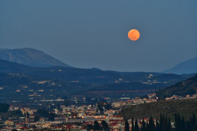 Θεαματική η είσοδος της Άνοιξης – Αυτό θα ξανασυμβεί το 2144!