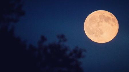 Μάγεψε η τελευταία υπερπανσέληνος