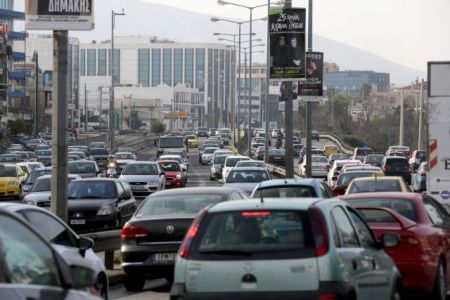 Κυκλοφοριακό χάος στο κέντρο της Αθήνας και στον Κηφισό