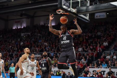 Νίκη στην παράταση για την Μπάμπεργκ (101-95)